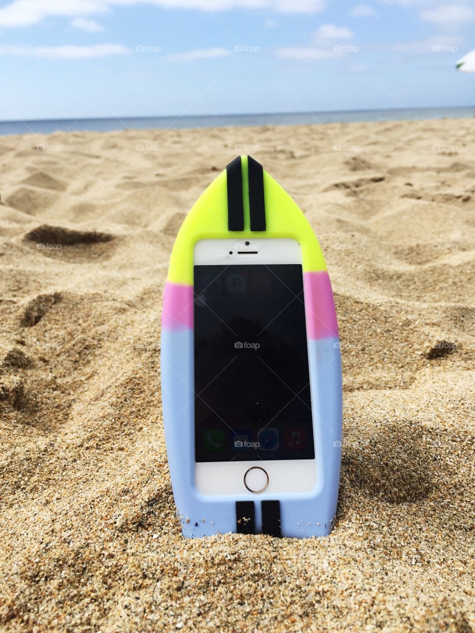 Surfboard smartphone 