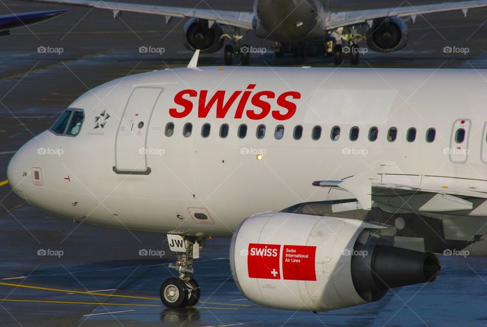 SWISS INTERNATIONAL AIRLINES AIRBUS A320 ZRH