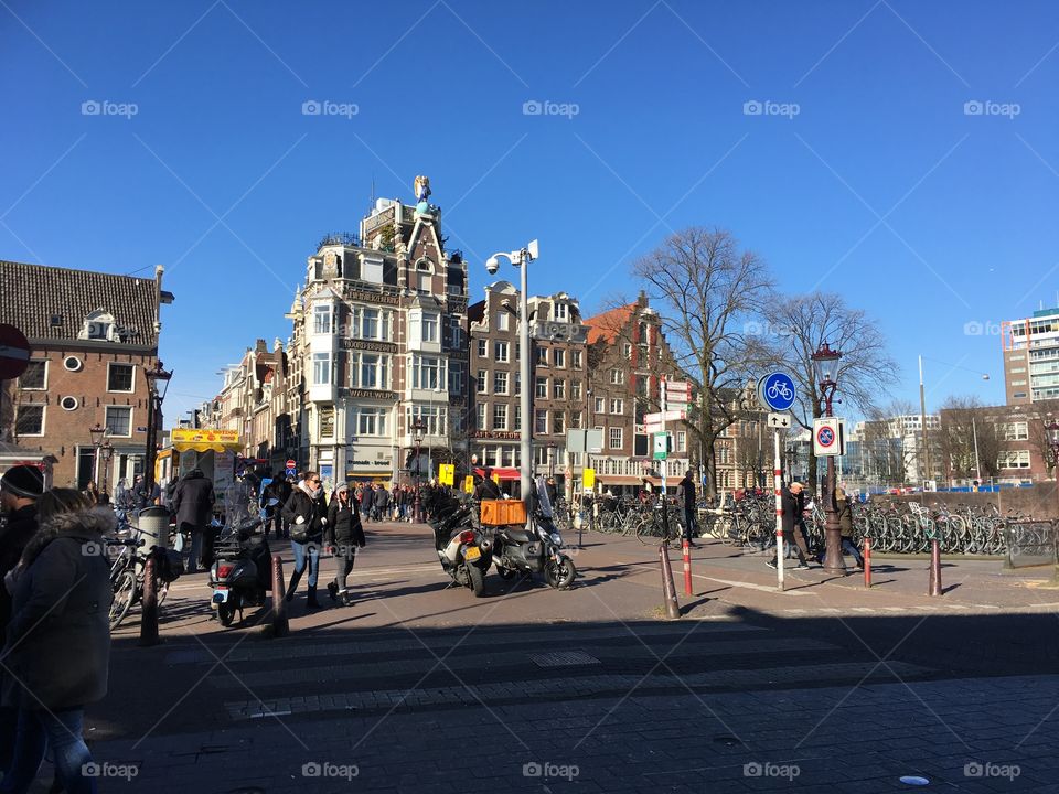 Sightseeing in Amsterdam 