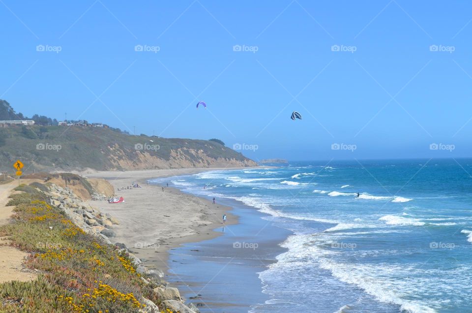 Anyone who has ever road tripped Californian coast knows how diverse it is. Especially if you start in Crescent City and explore many towns, points of interest and vista points along the way. 