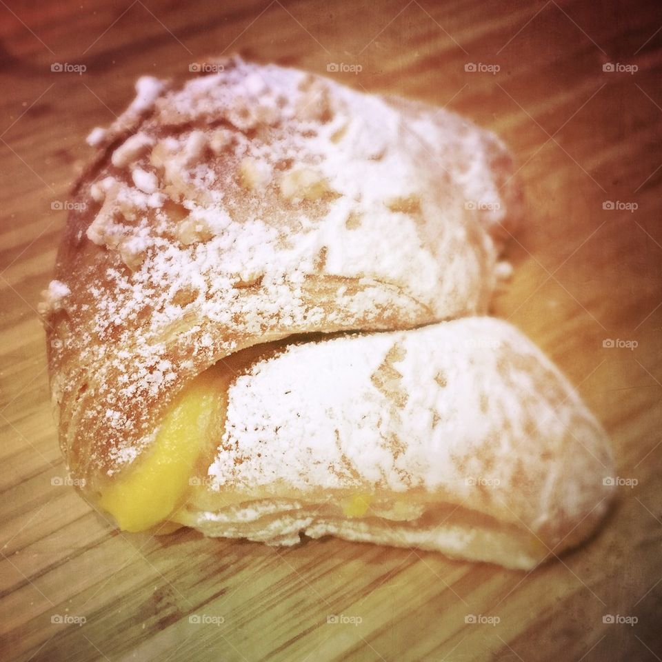 Cream croissant 