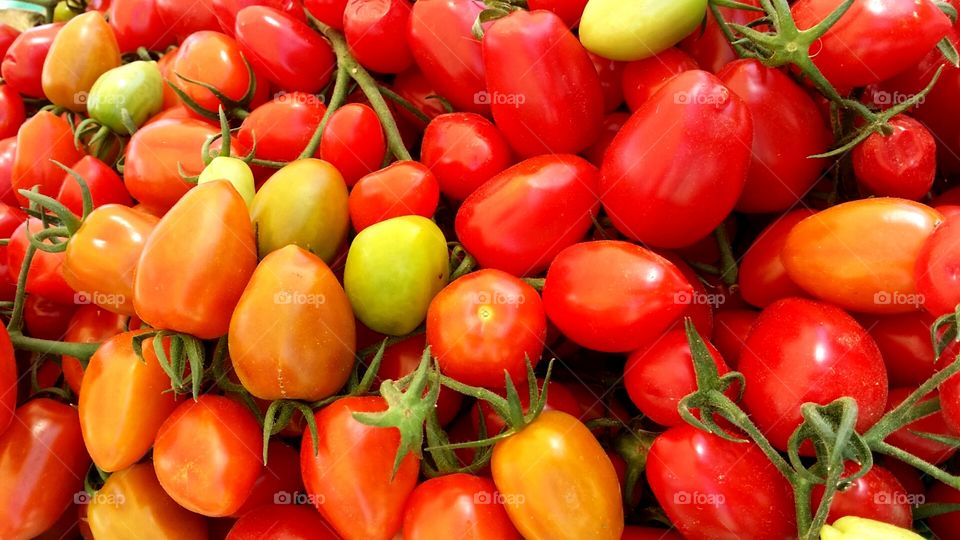 Tomatoes in a farmer's market