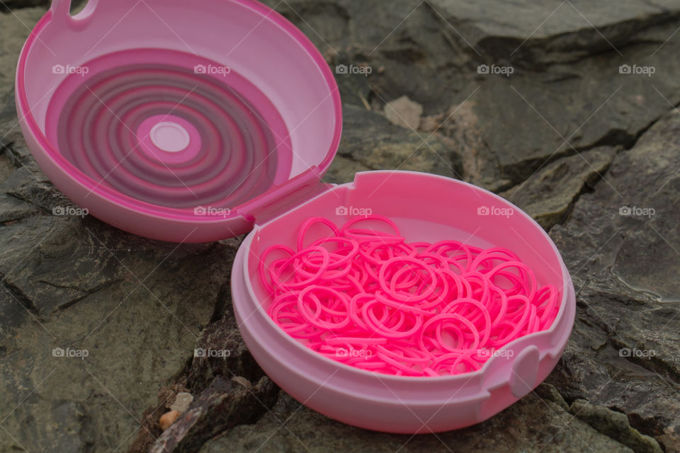 pink elastic gums