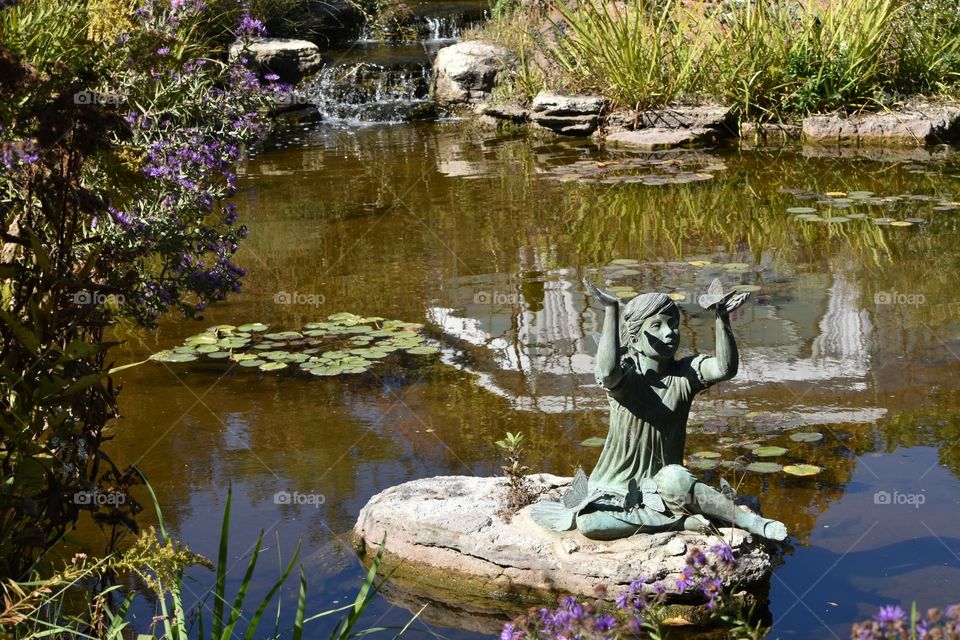 Garden Pond Statue