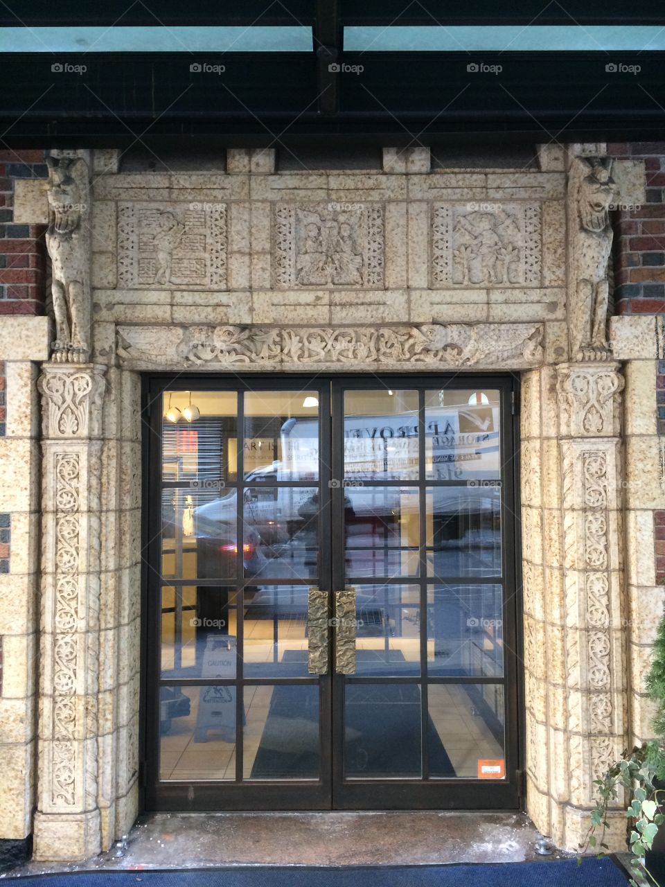 Midtown Manhattan stonework 