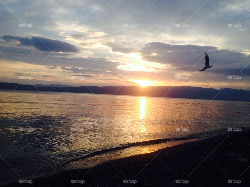 Sunset is still my favorite color and rainbow is second.
This is Ohrid lake taken grom Slavija beach 😀