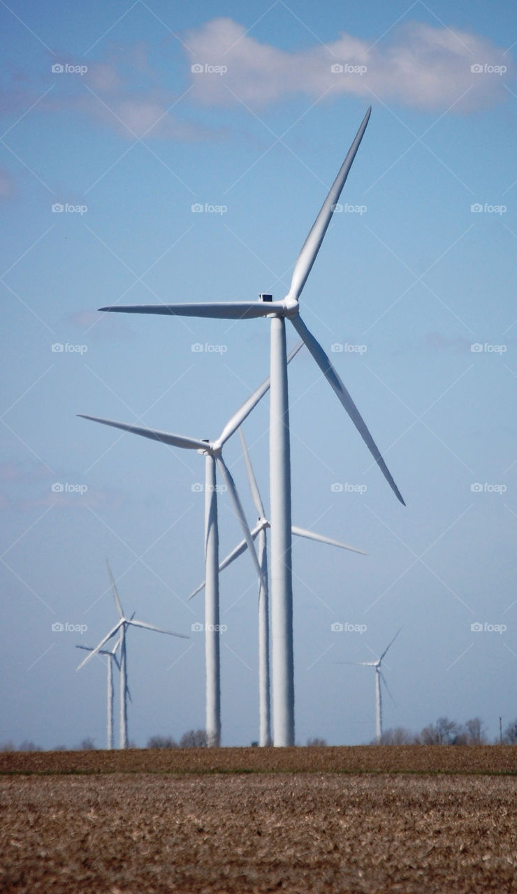 sky green outdoors wind by refocusphoto