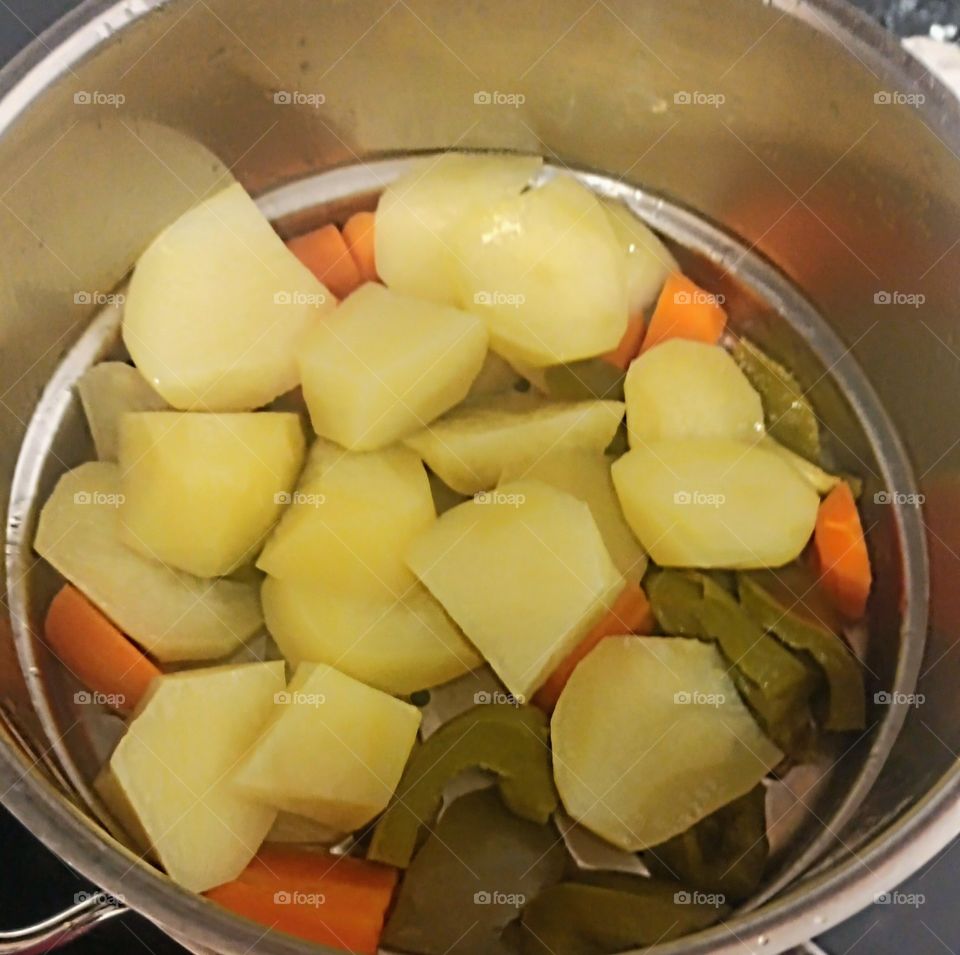 vegetables with steamed potatoes