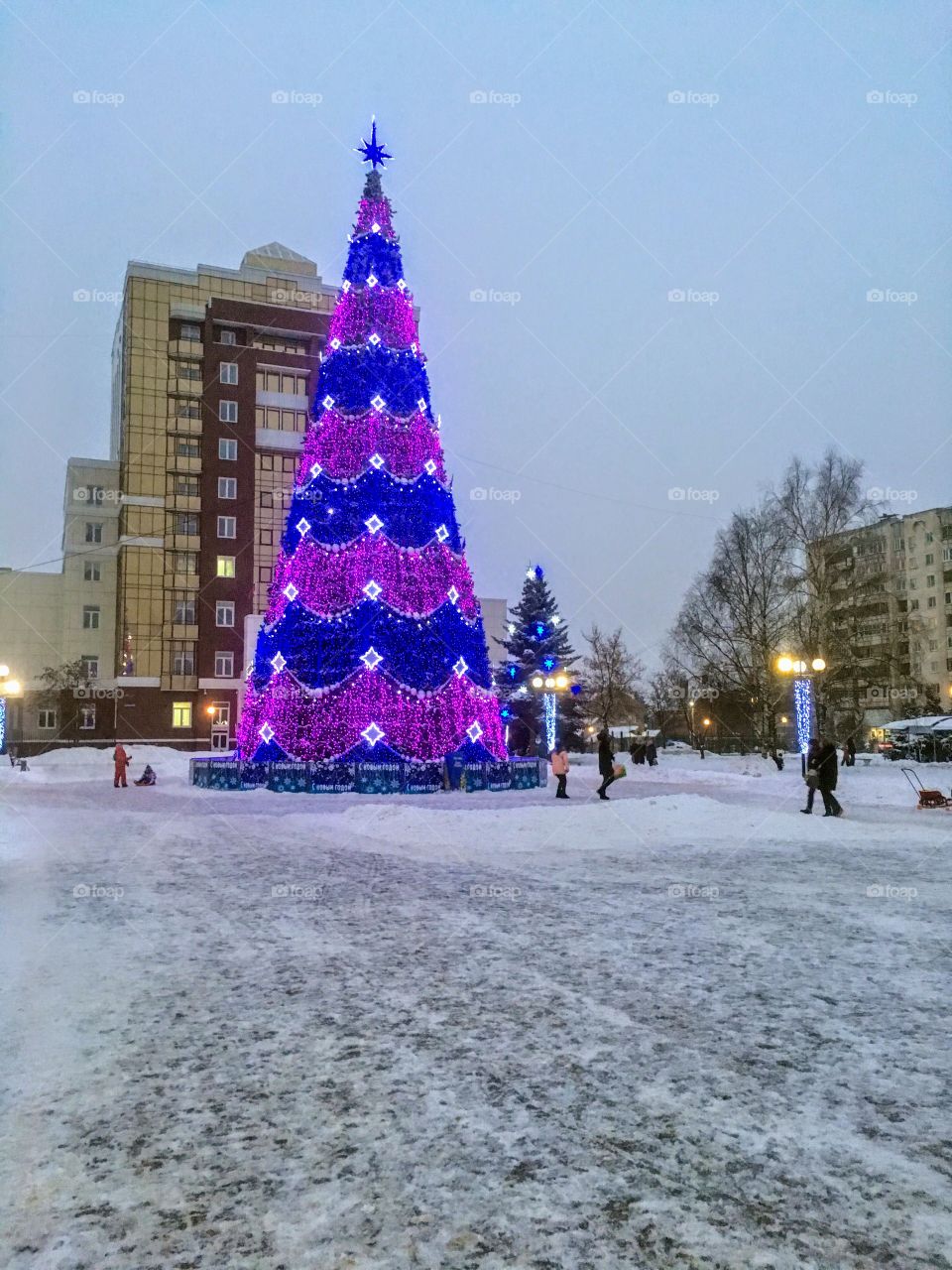 glowing Christmas tree