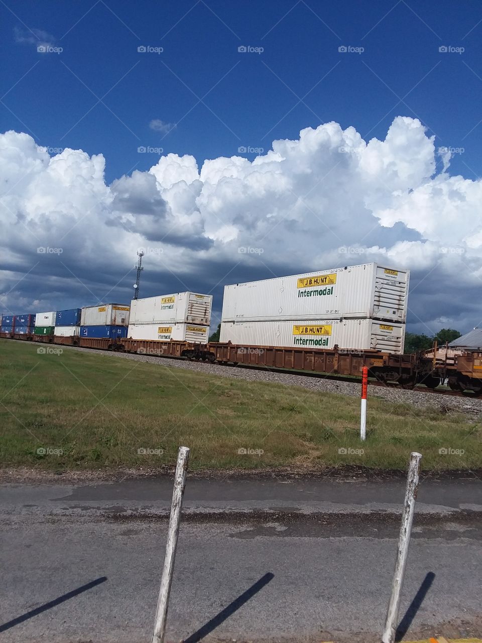 train with double stacked containers
