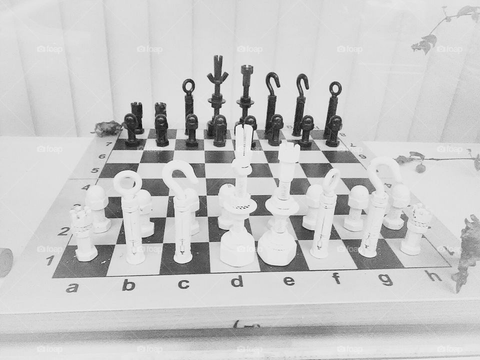 Playing chess makes ur brains work faster.