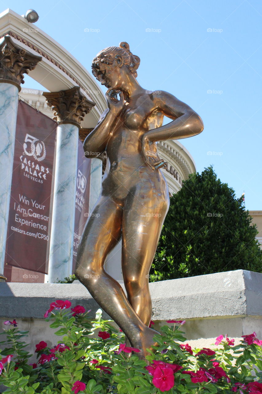 Las Vegas statue