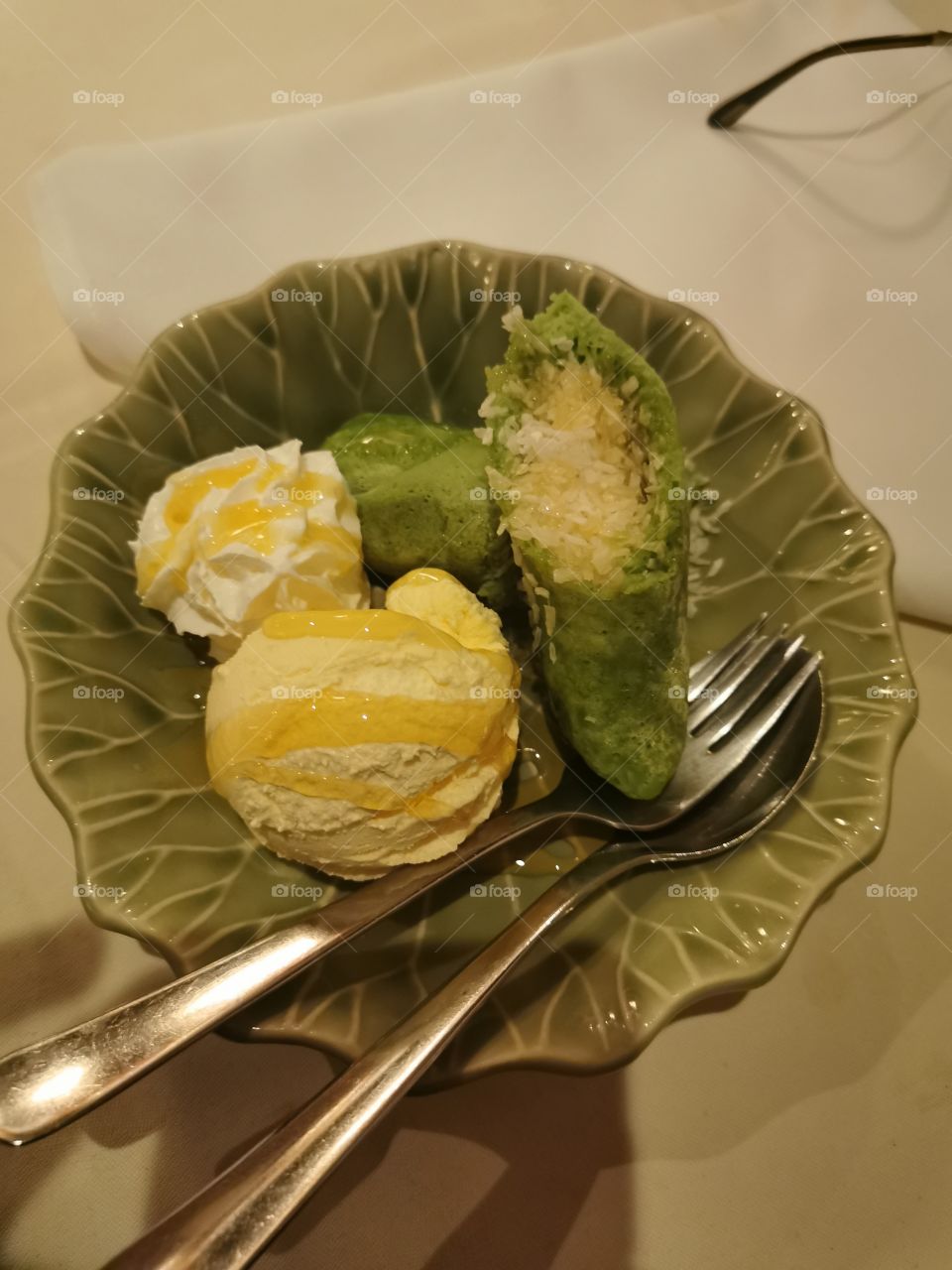 Thai Pancake Dessert, Pat Pong