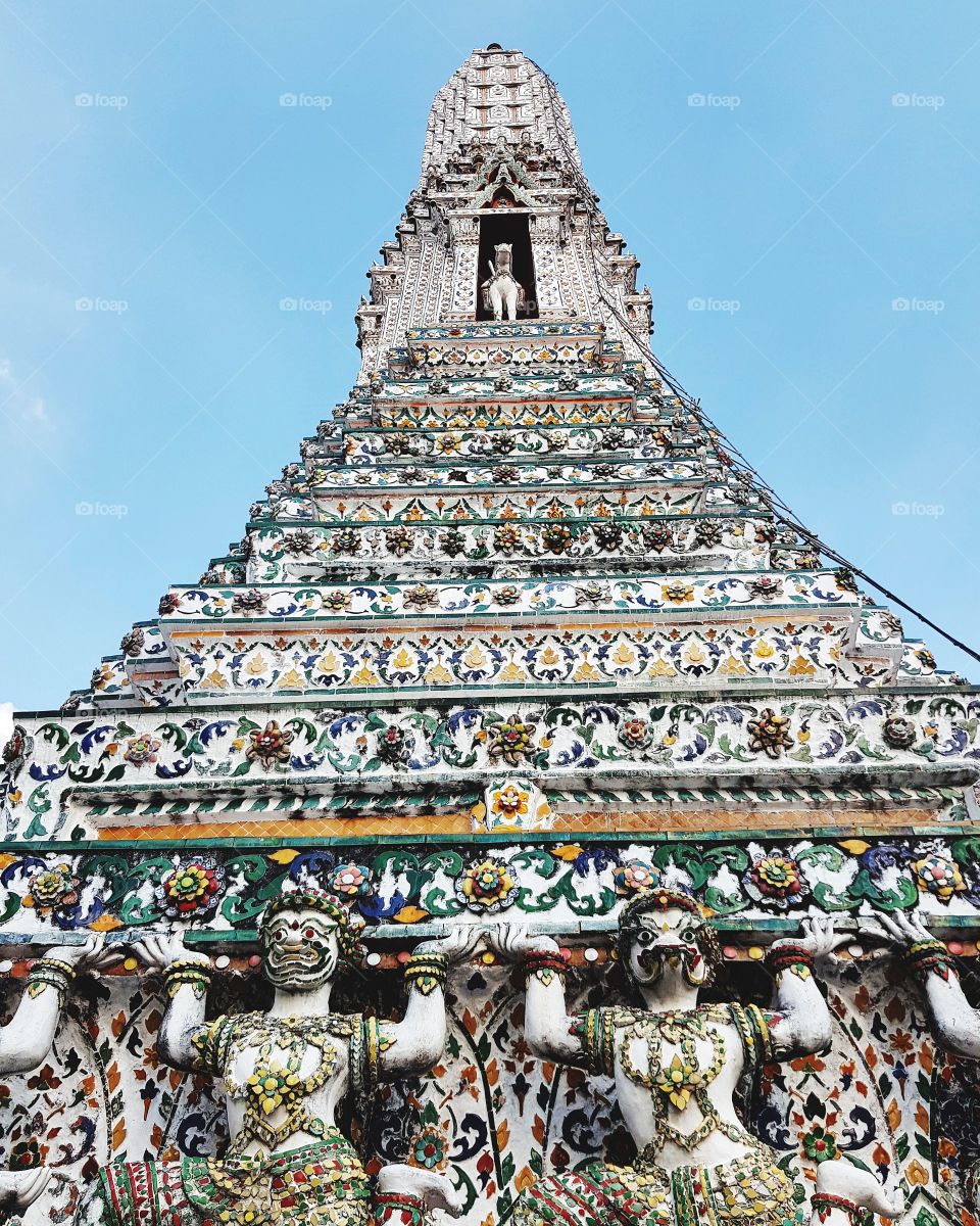 Traditional art on pagoda at Buddhist temple