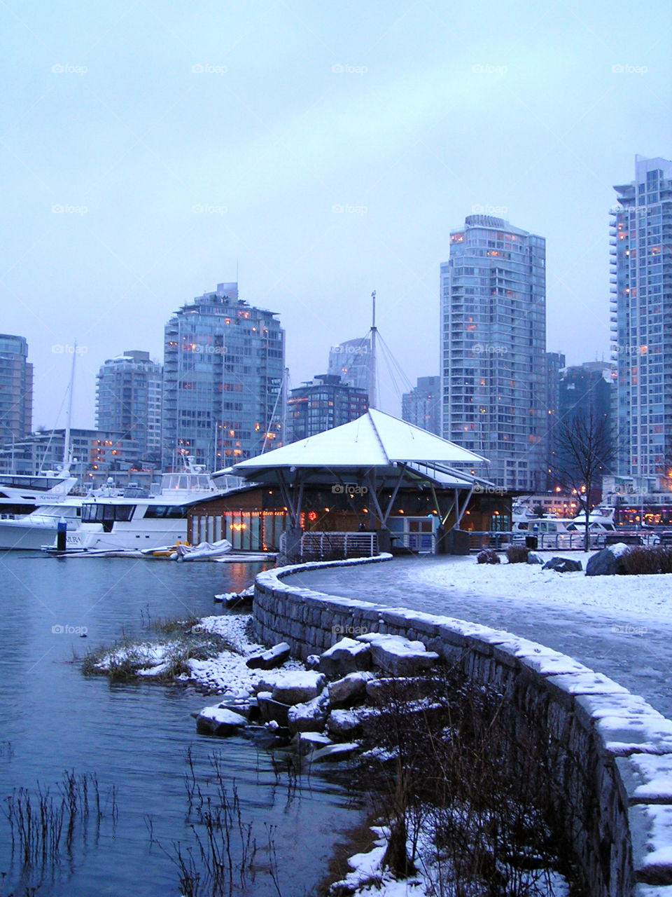 Orange  and blue, warm and cold, side by side, make a good contrast.