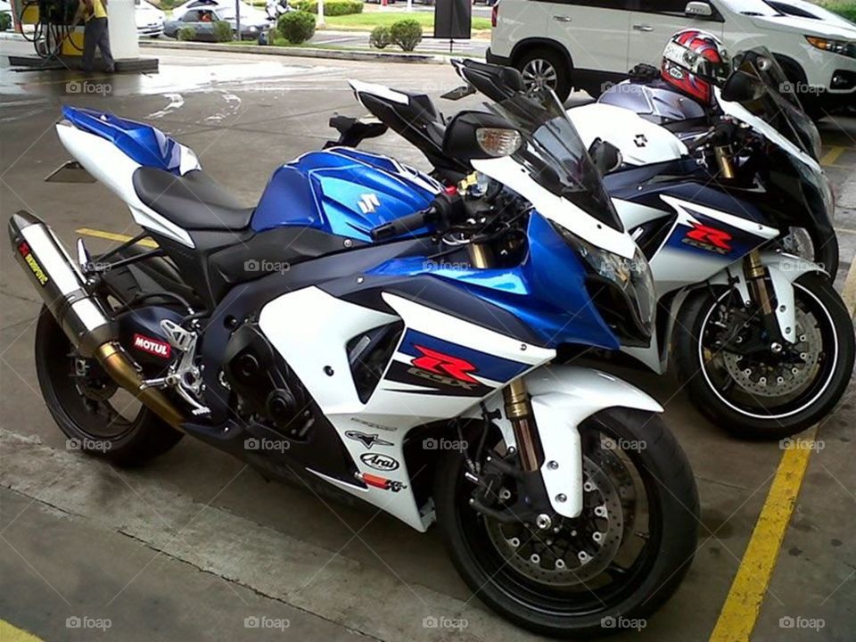 motos