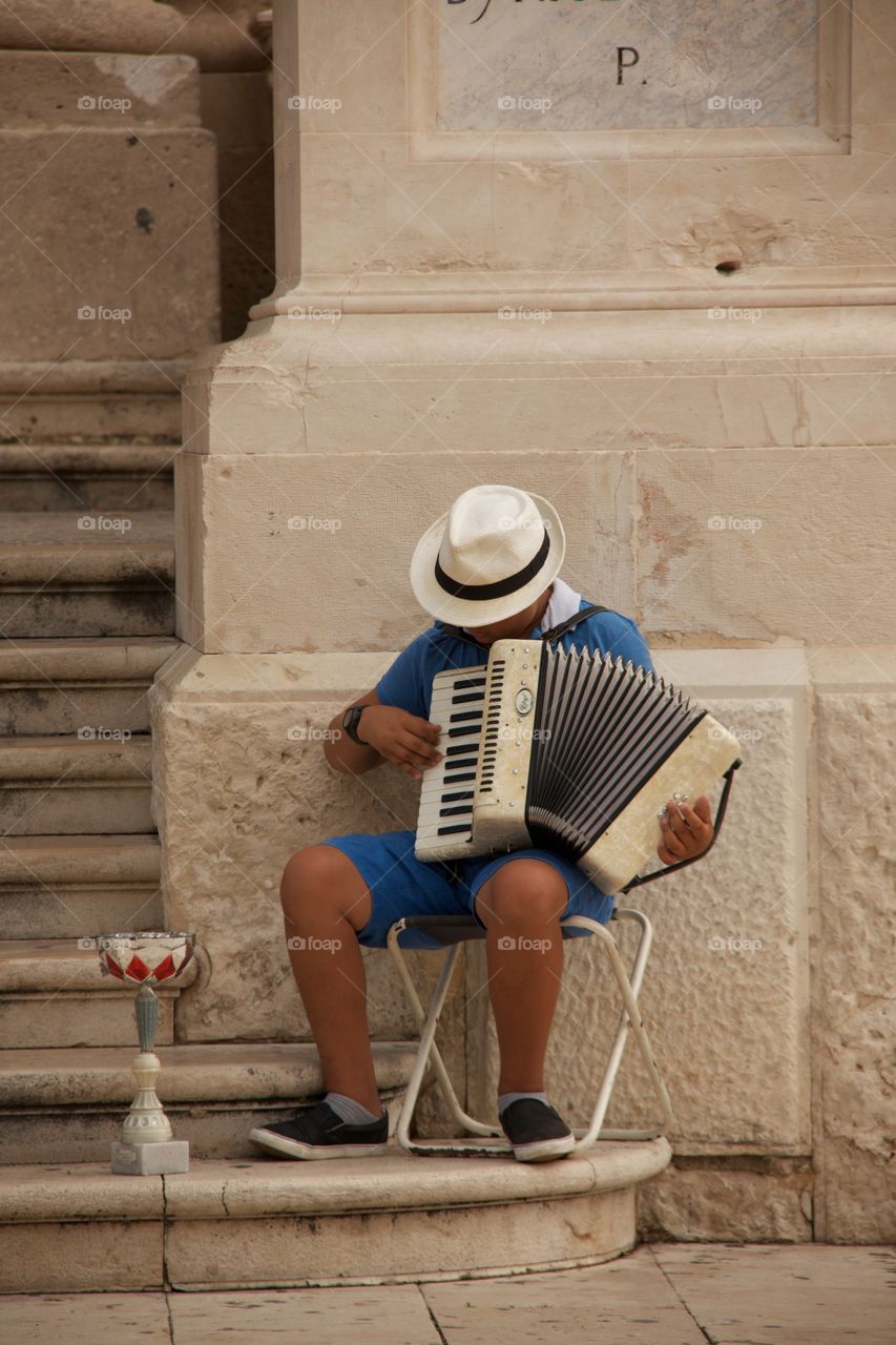 Fragment of a forgotten melody