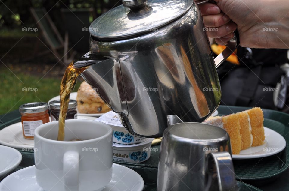 teatime and breakfast in Granchester, England