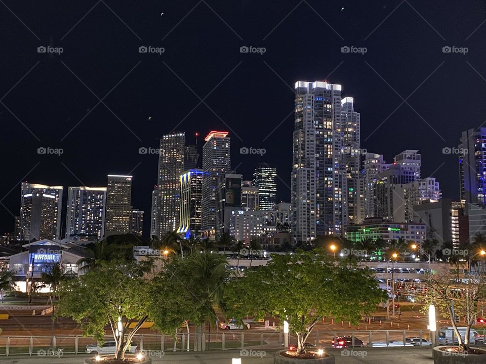 Miami nights 🌃