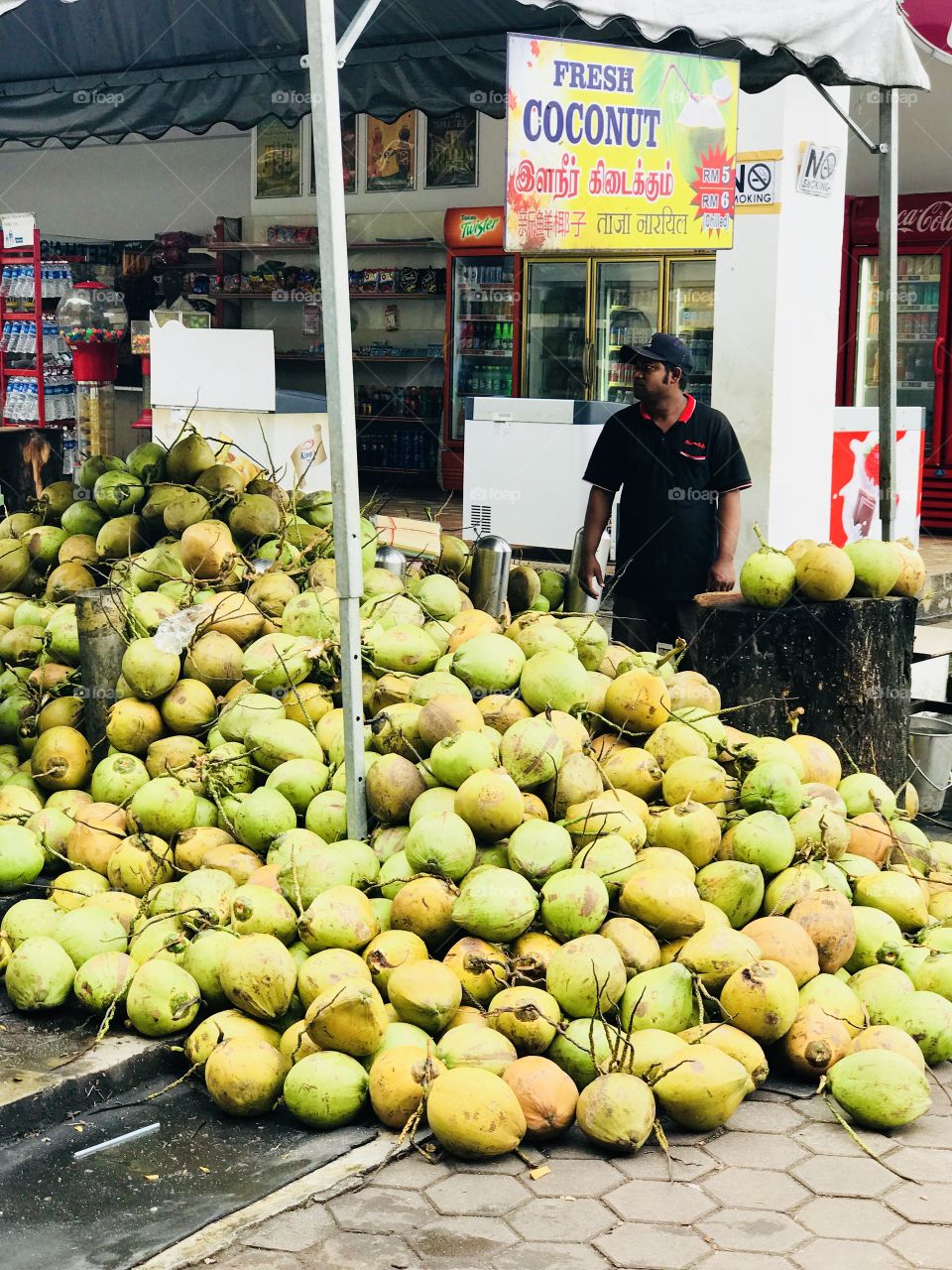 Coconut market