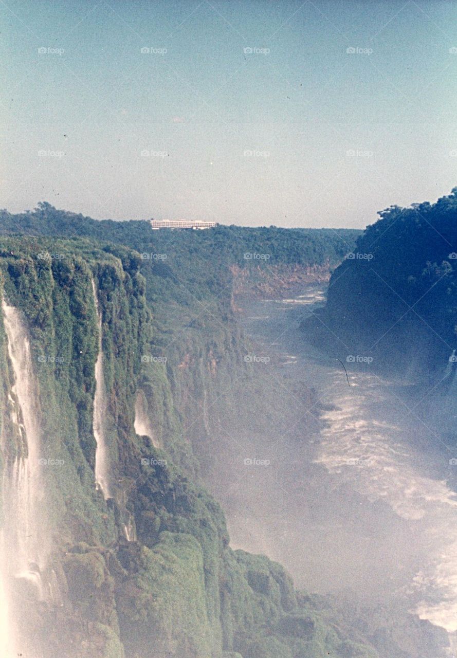 waterfalls - PENTAX K1000 - 35 MM - ARGENTINA