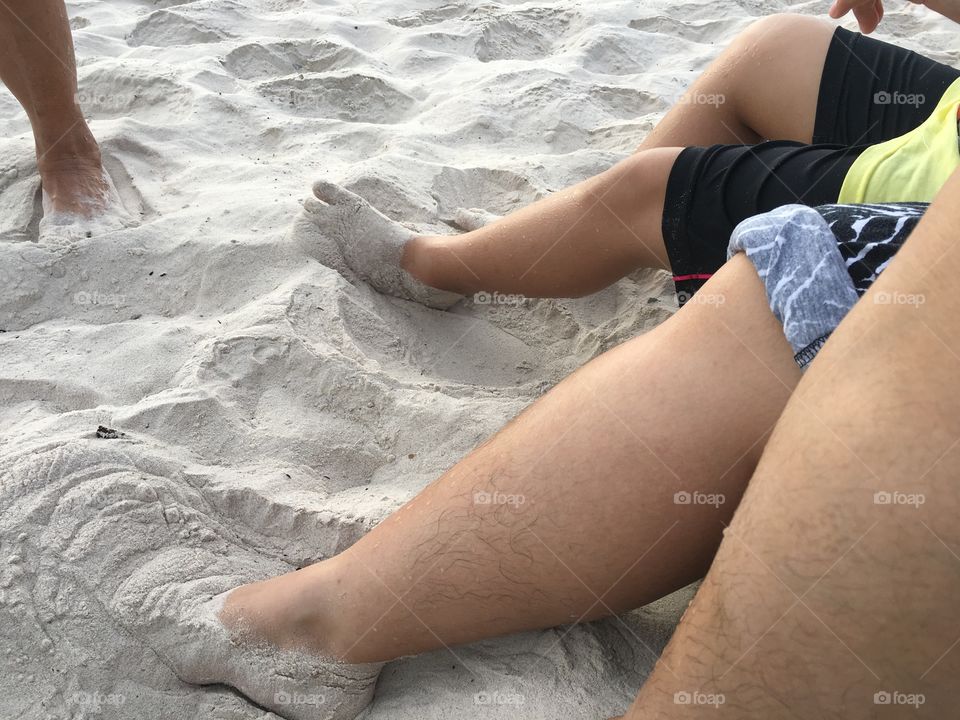 Toe on the beach