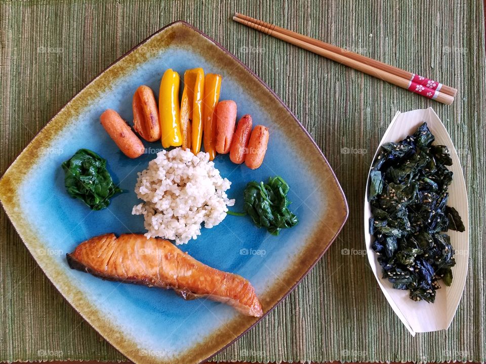 Broiled salmon dinner