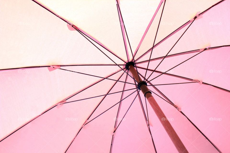pink umbrella