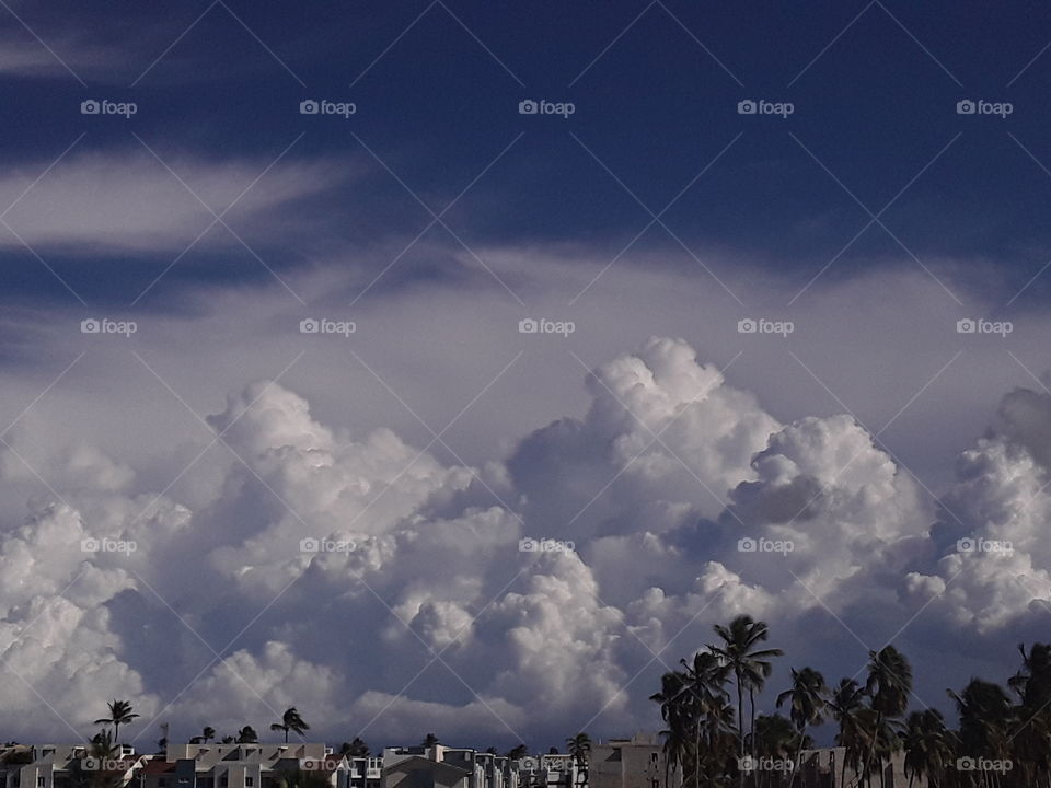 beautiful clouds, in the tropics they are often vertical. but today they reflect the strength and power of creations