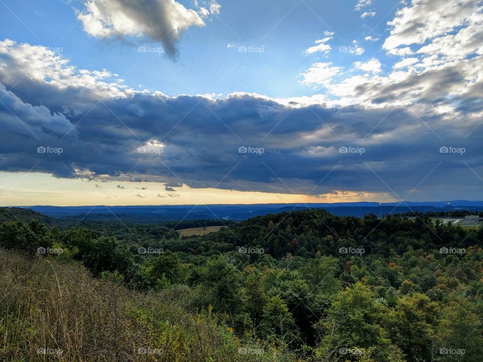 the beginning of fall overlooking Maryland's mountains