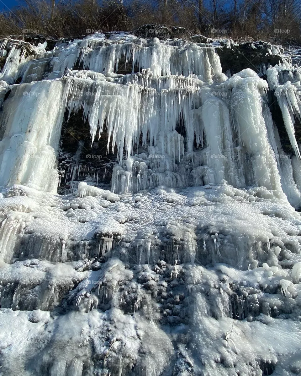 Wall of ice 
