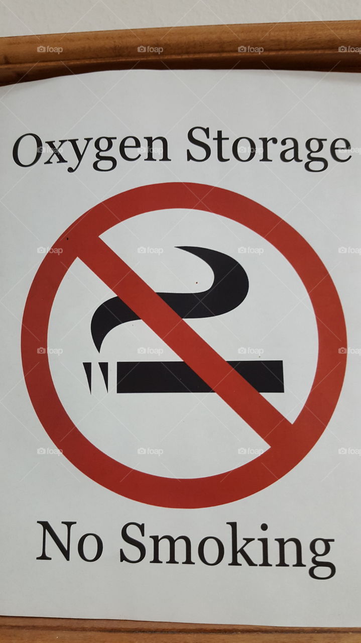 no smoking oxygen sign