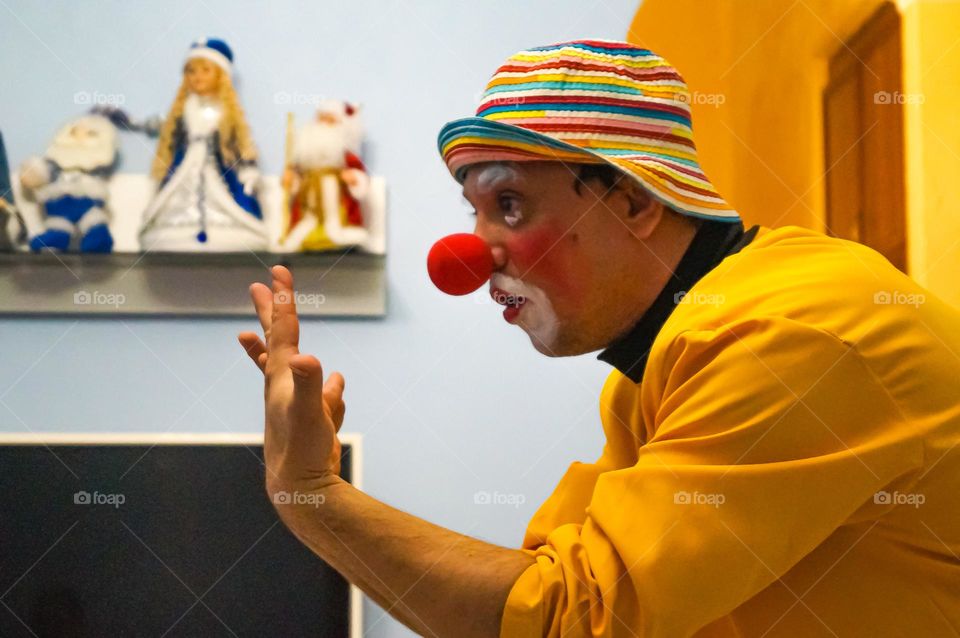 Clown focus