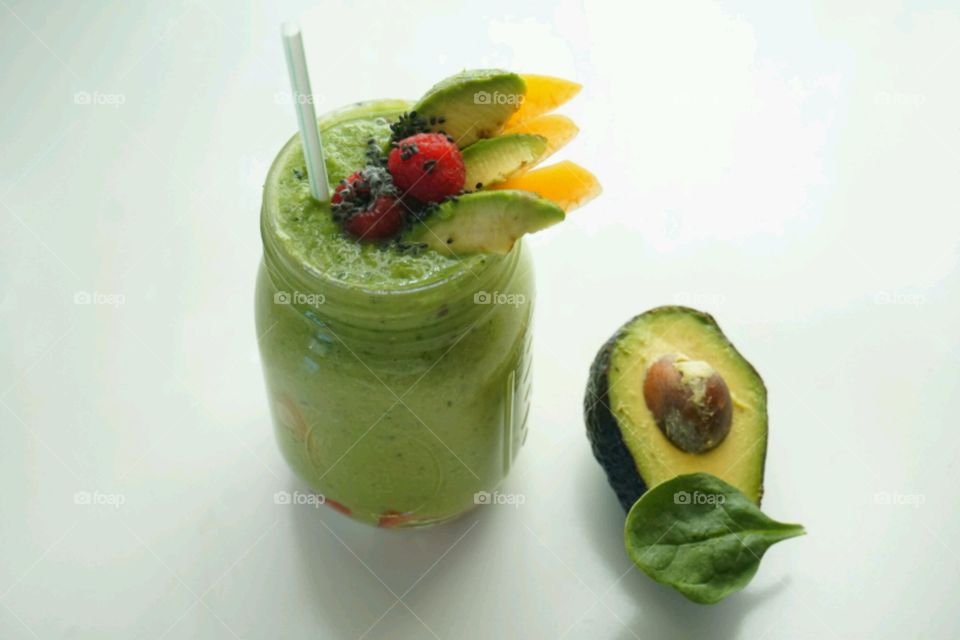 Fresh Fruit Smoothie - Avocado Smoothie - spinach, peach, apple