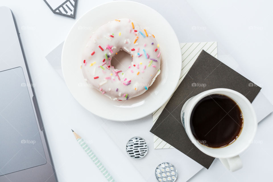 Desktop flatlay items 