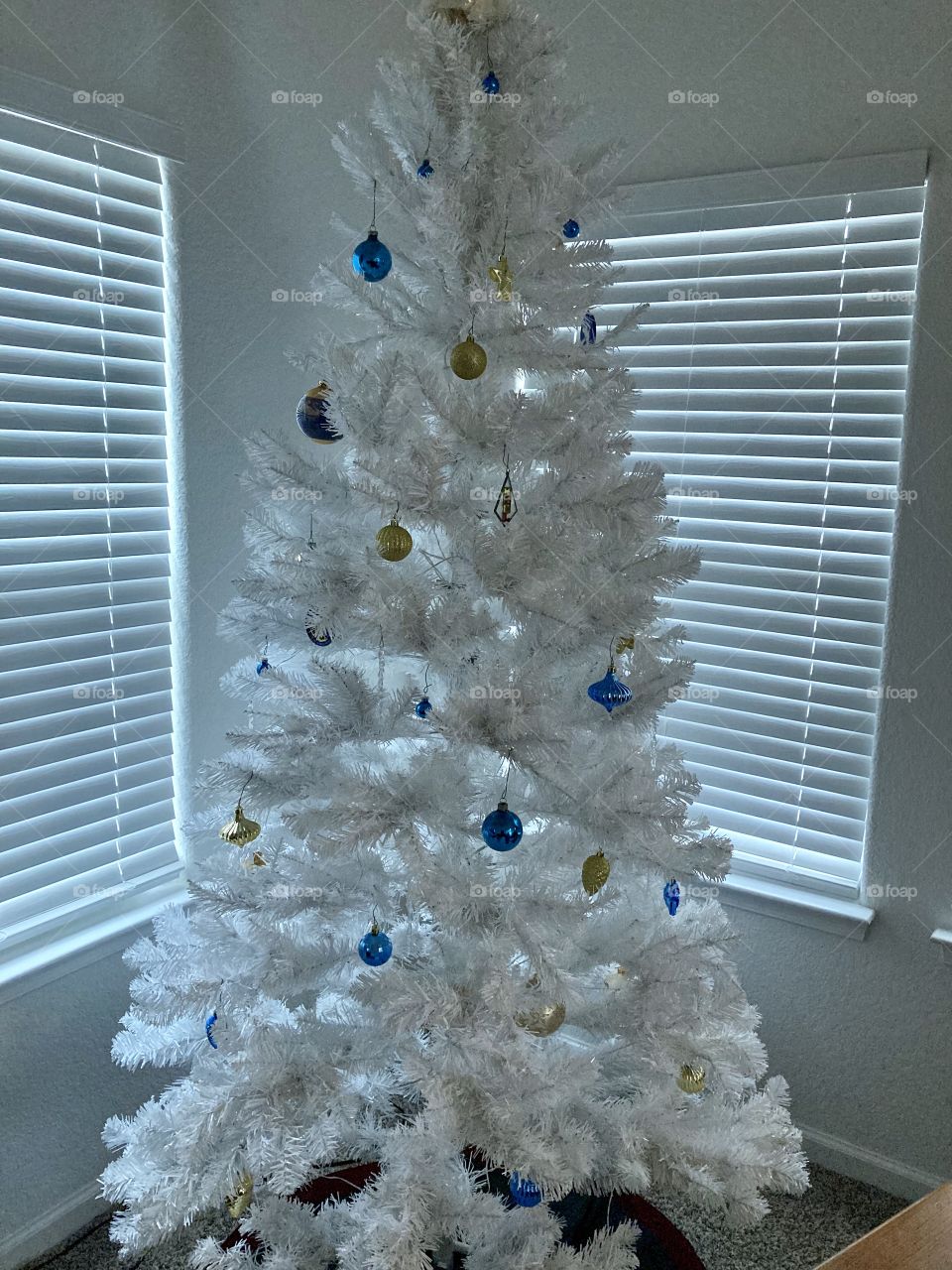 White Christmas tree