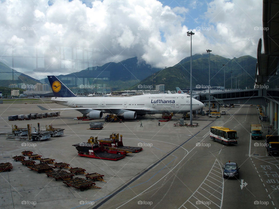 airport plane lufthansa hongkong by valmal
