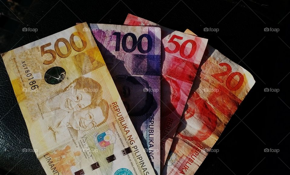 Philippines peso paper currencies for financial transactions