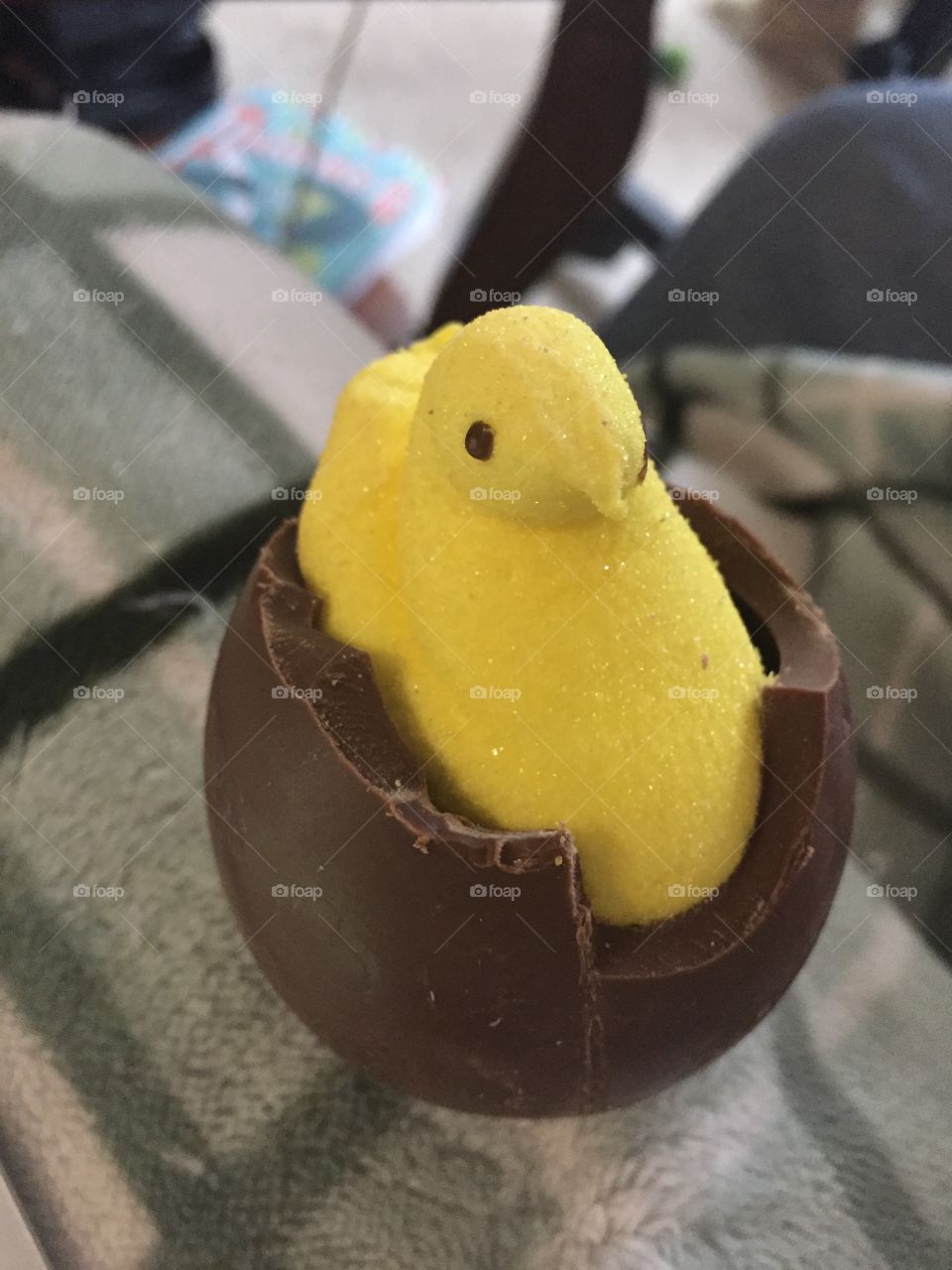 Easter is approaching and I couldn't resist showing a good peep in its own space.