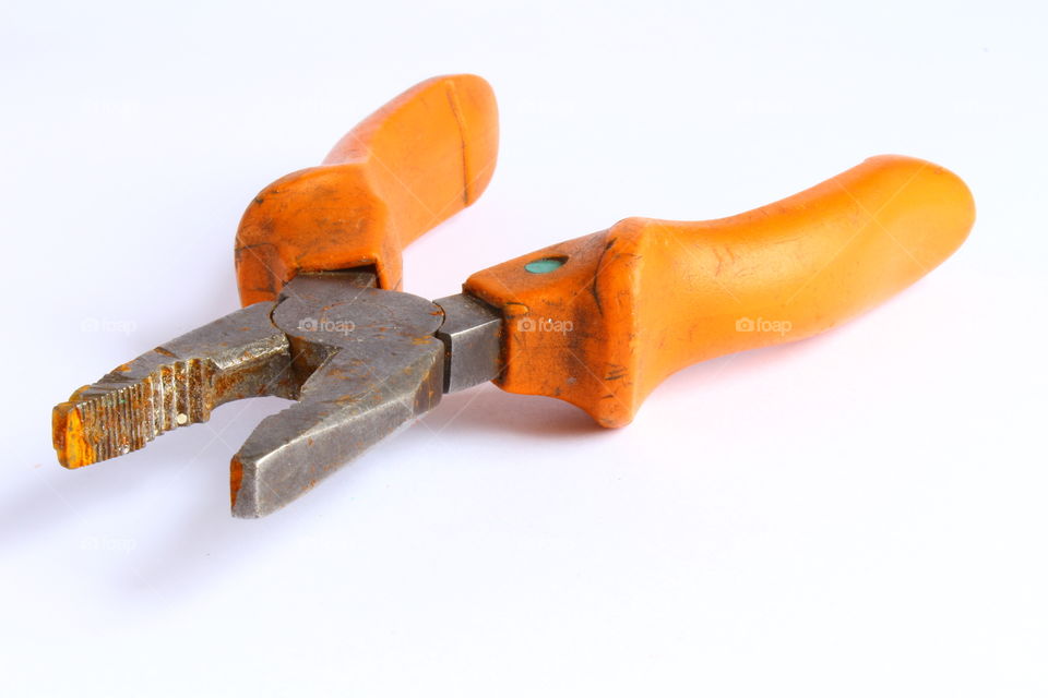 pliers