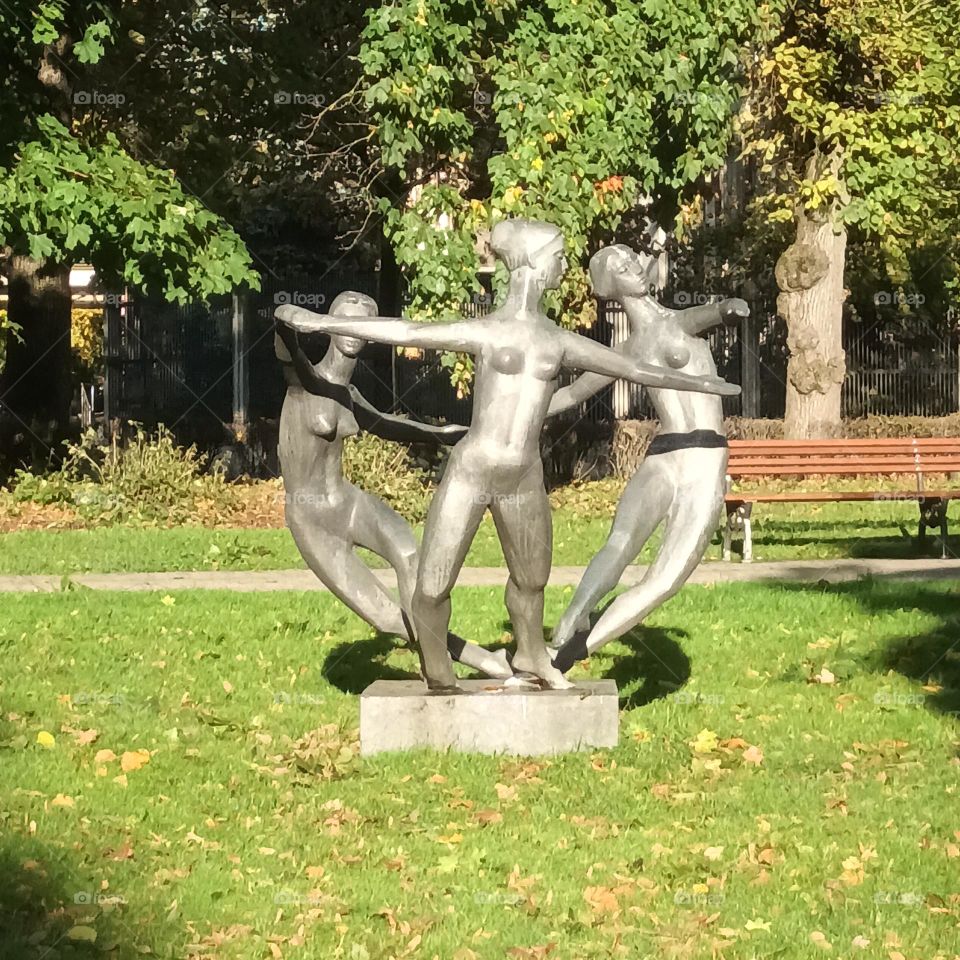 Танец мира...