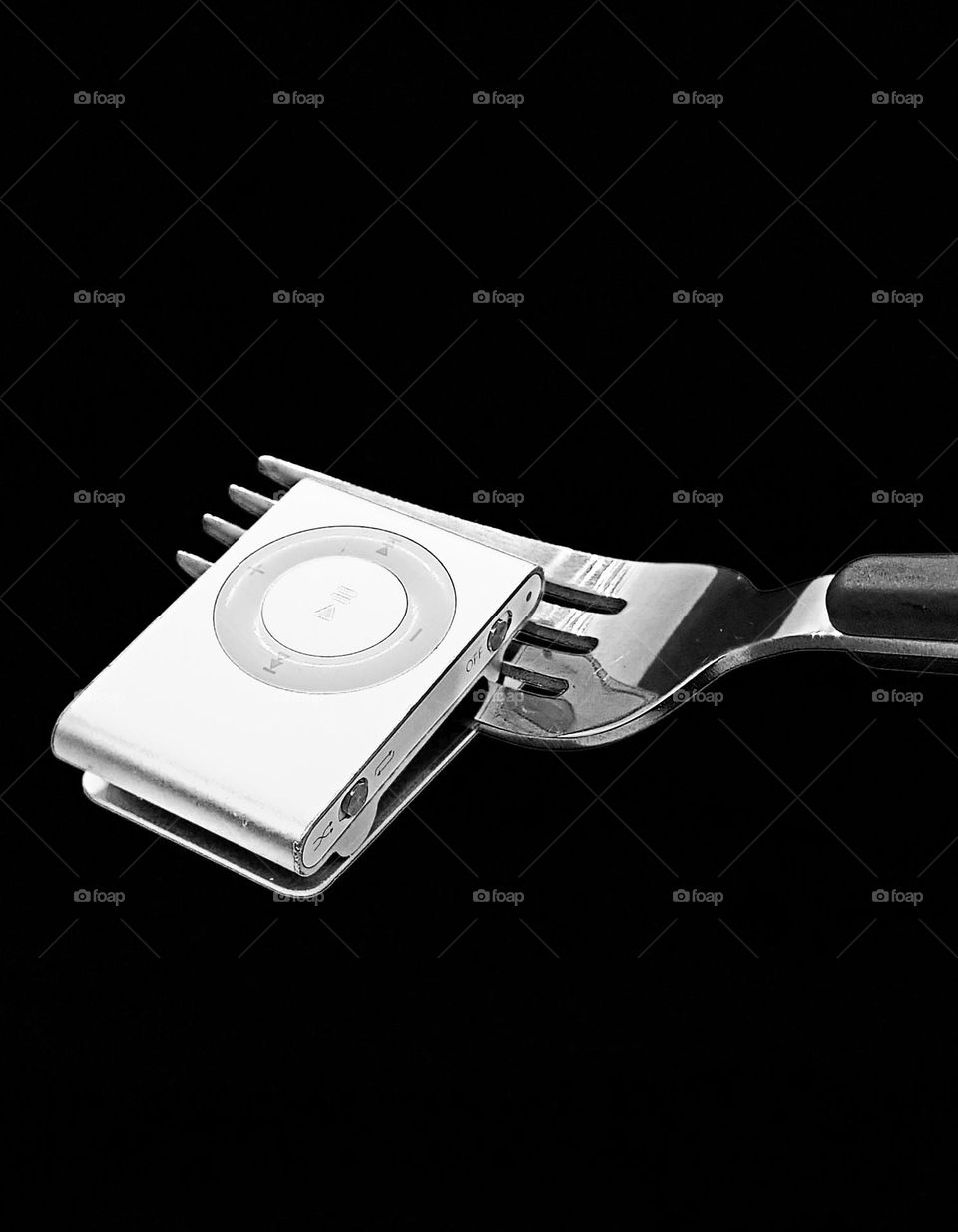 No ordinary fork, feed the music