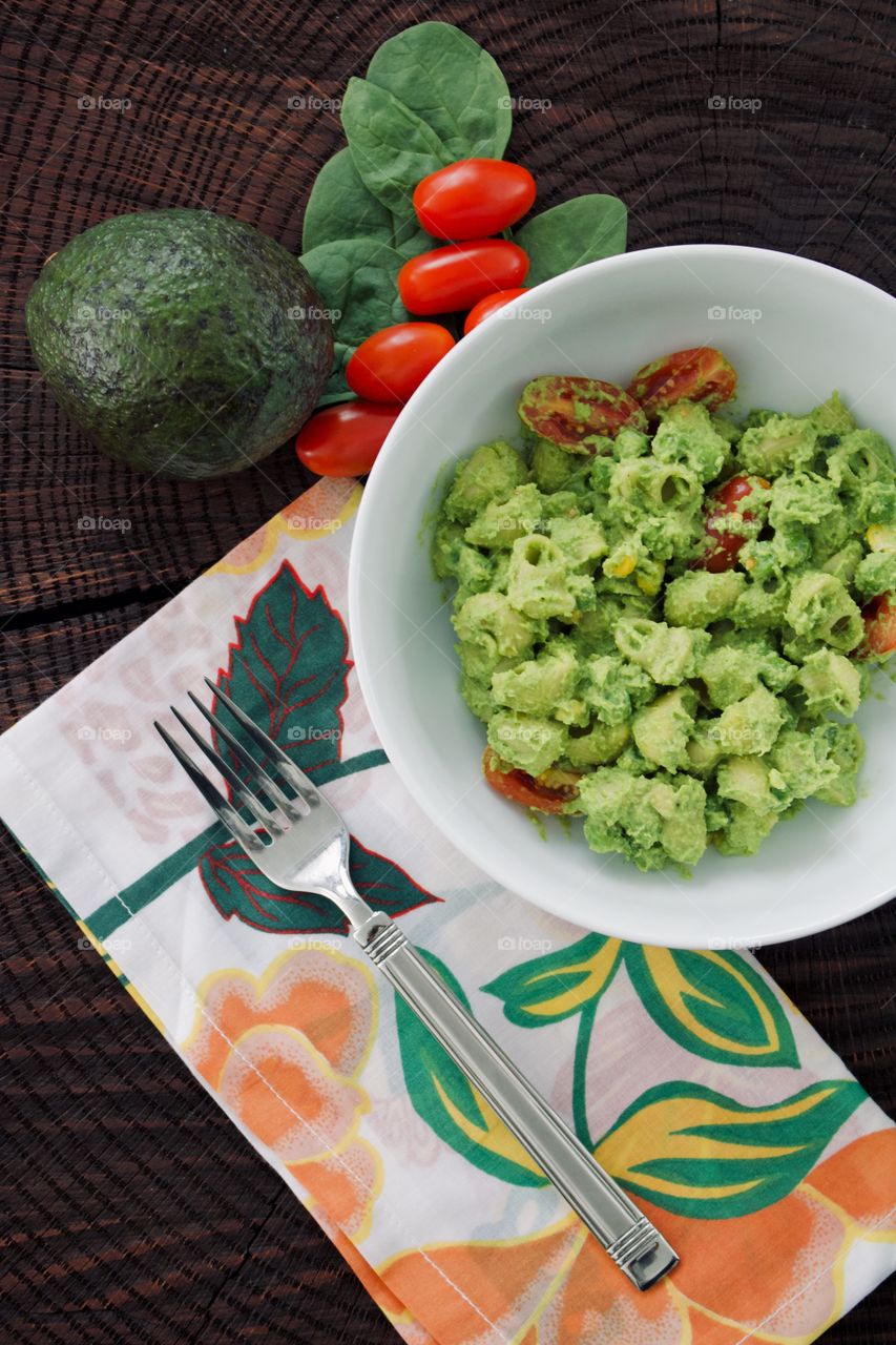 Spinach Avocado pasta salad 