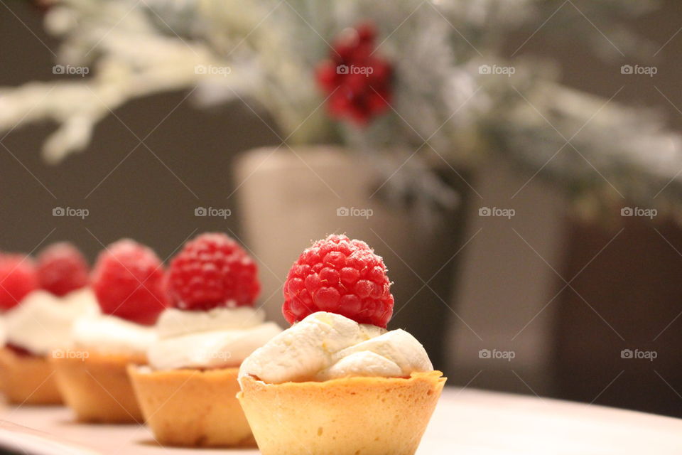 Raspberry tart