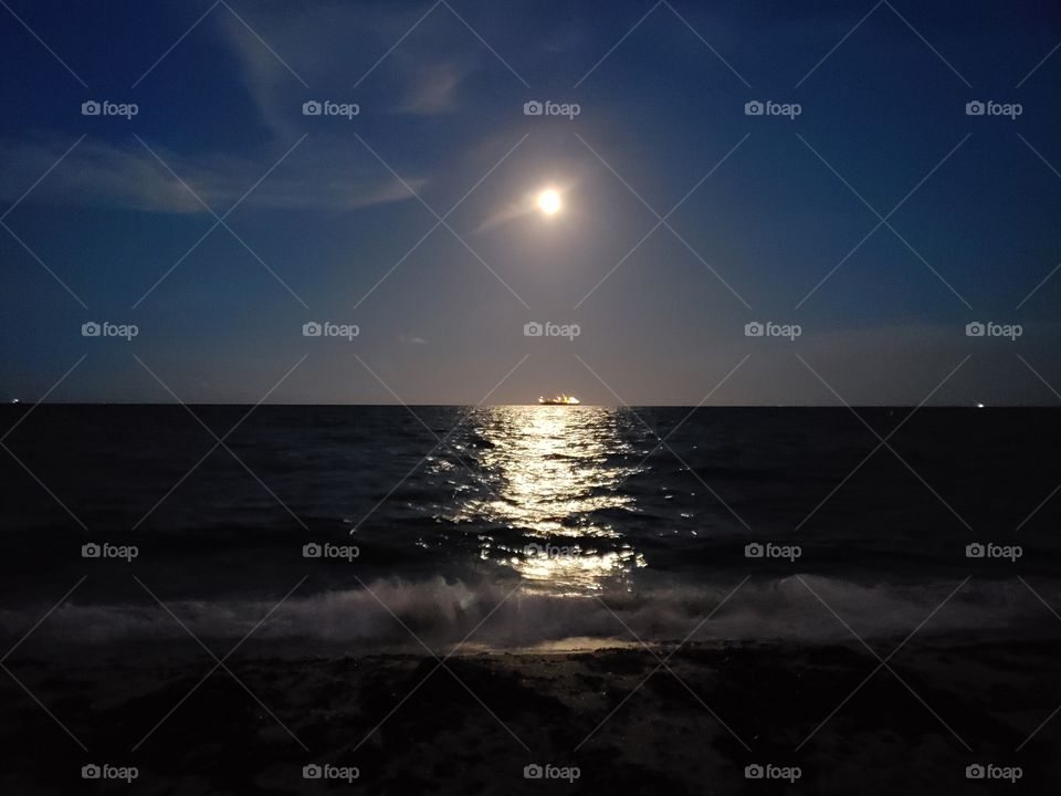 moonlight in the beach