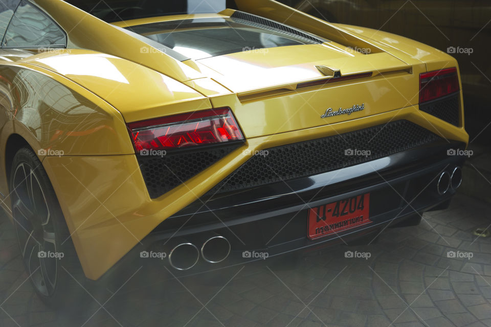 rear view Yellow Lamborghini Gallardo squadra corse special edition coupe
