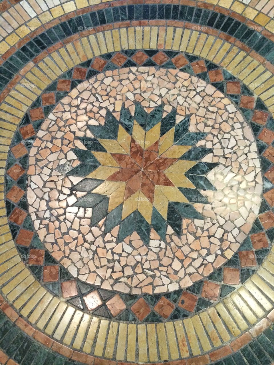 Villagio mall floor pattern