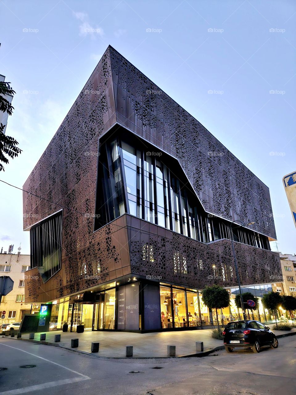 everything is somehow more beautiful from this angle