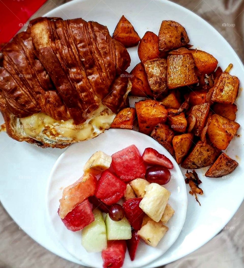 What's your appetite like after seeing this buddy 🤣