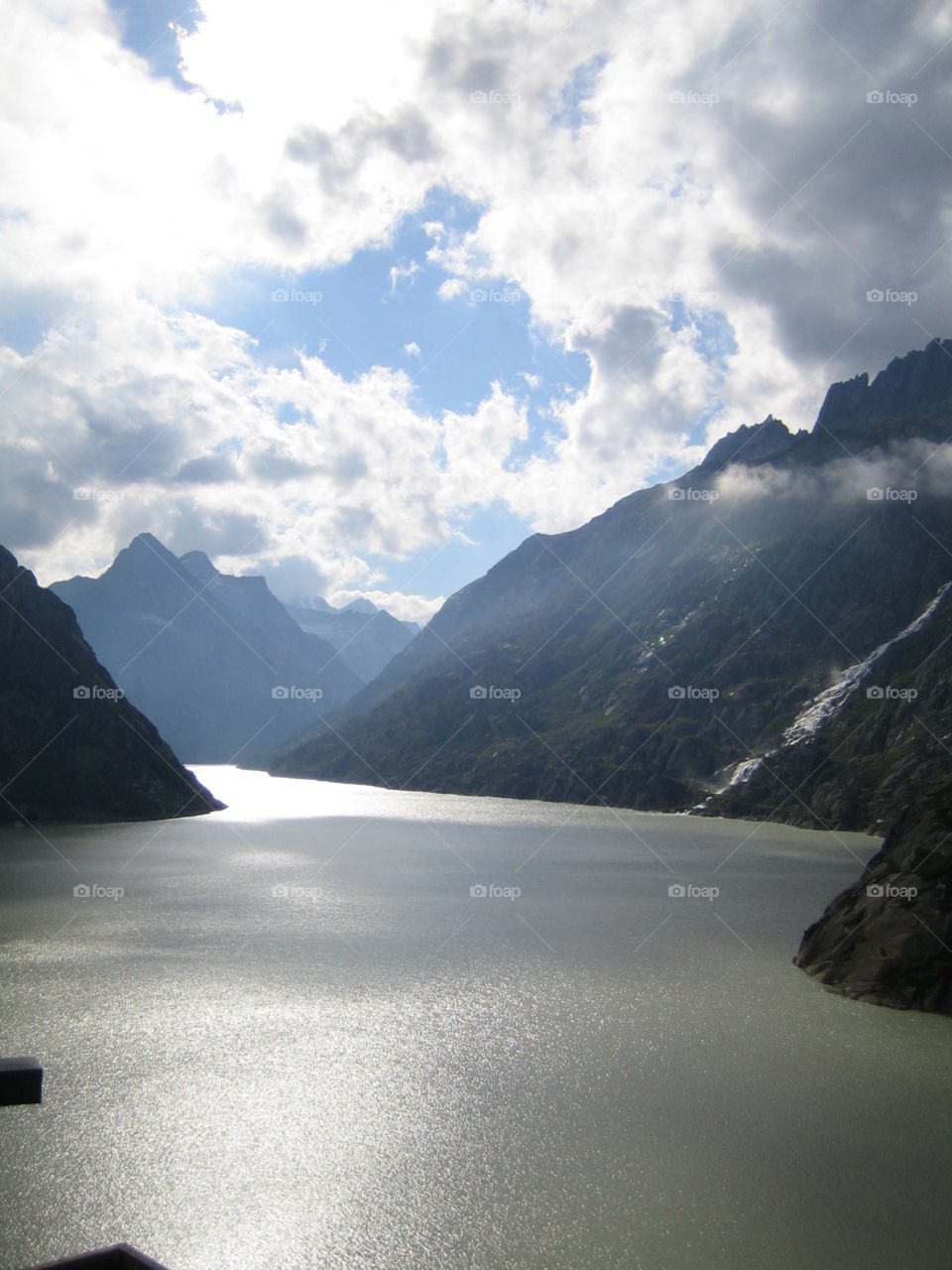 Quiet and peaceful Lake scenery